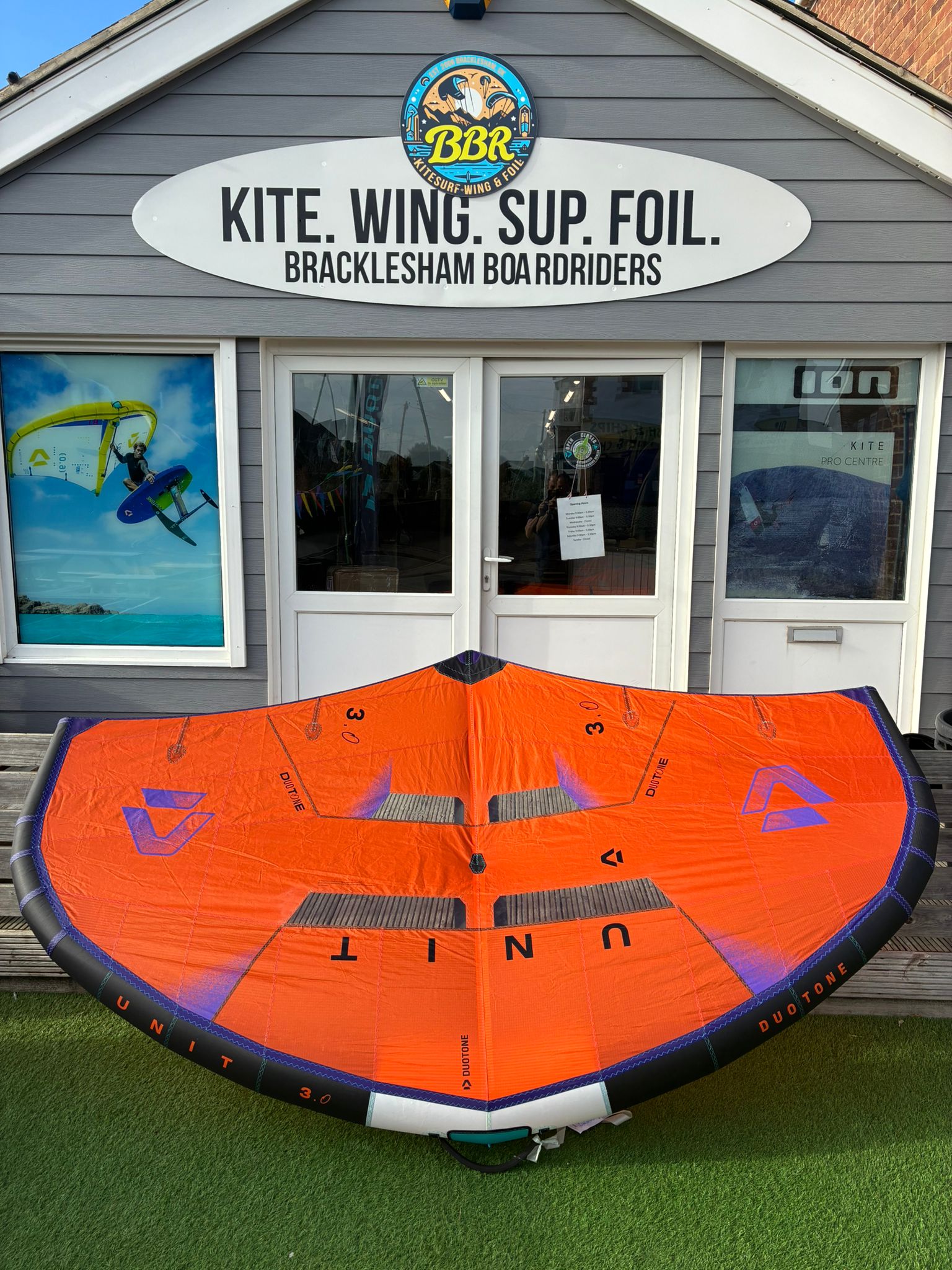 (image for) EX-Display Duotone 2026 Unit v6 3m Wing