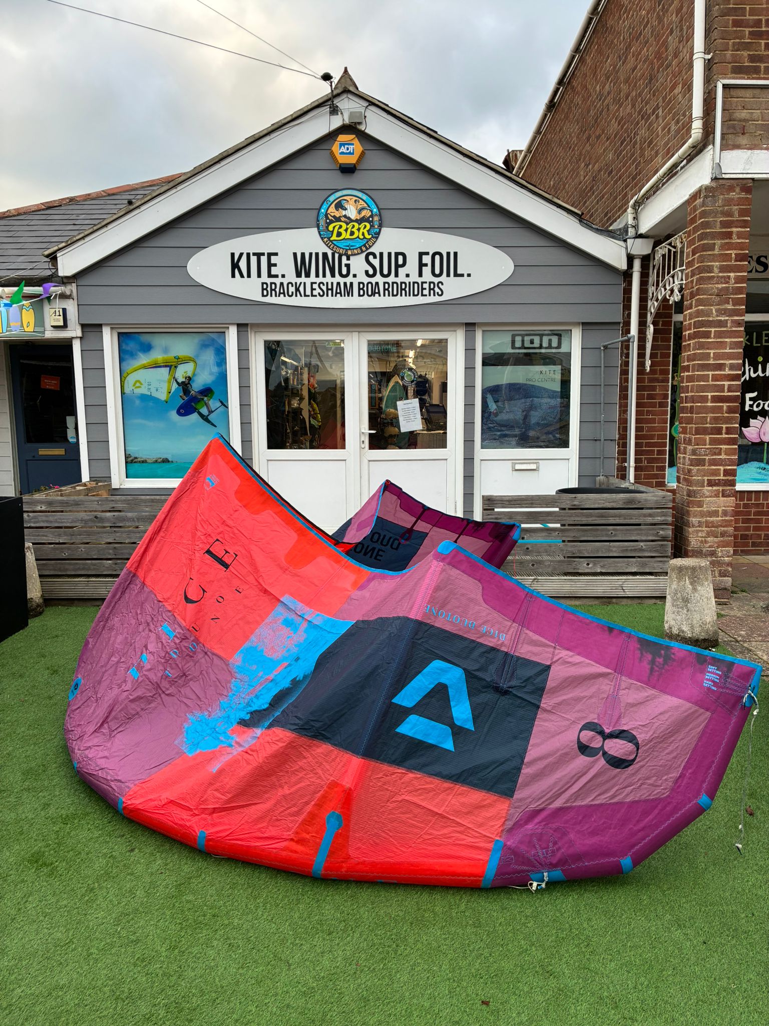 (image for) S/H Duotone 2019 8m Dice Kite Only