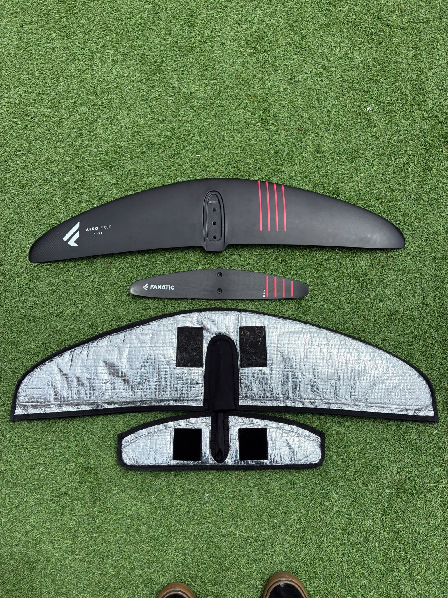 (image for) S/H Duotone/Fanatic 1250 Areo free Front Wing & P250 Stab in fuze