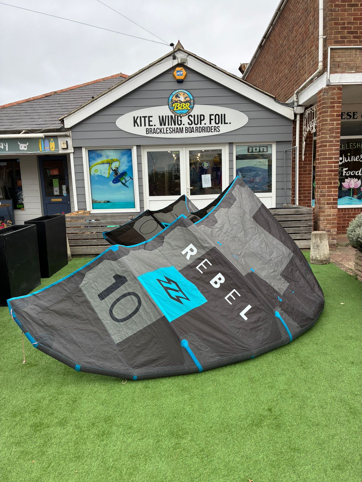 (image for) S/H North 2018 Rebel 10mtr Kite complete with bar