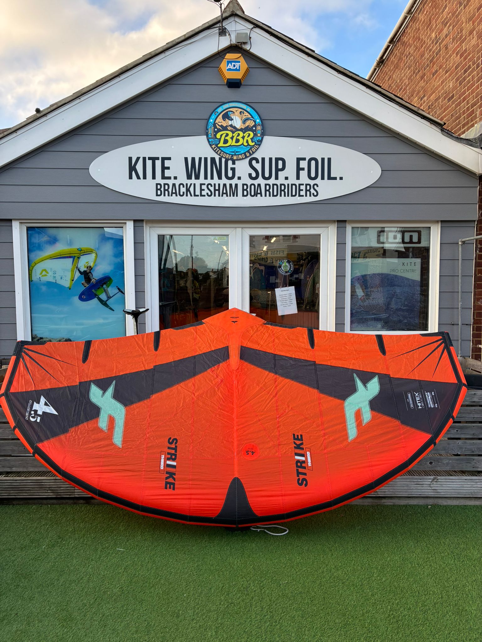 (image for) S/H F-ONE Strike V3 4.5m Wingfoil Wing